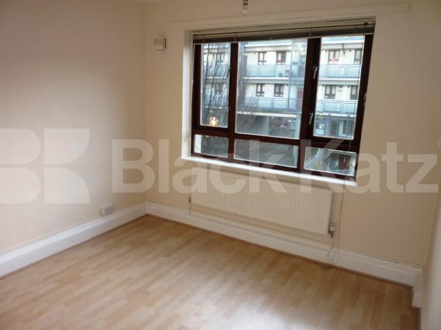 			NEW INSTRUCTION!, 2 Bedroom, 1 bath, 1 reception Flat			 Birkenhead Street, KINGS CROSS